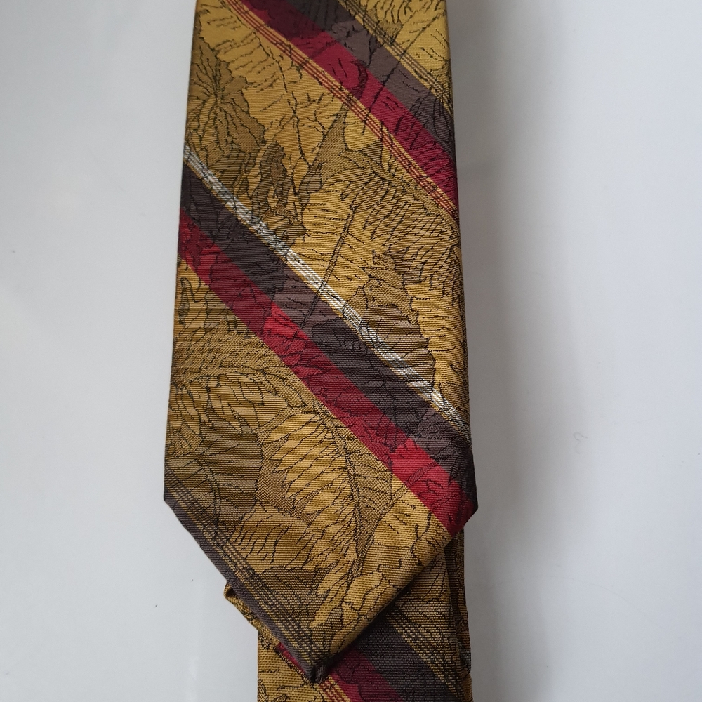 Christian Dior tie